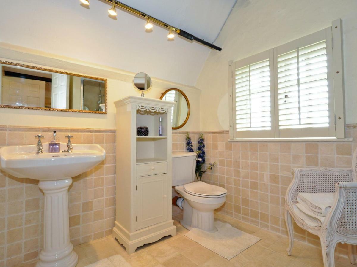 Weir Haven Boutique Accommodation Clarinbridge Room photo